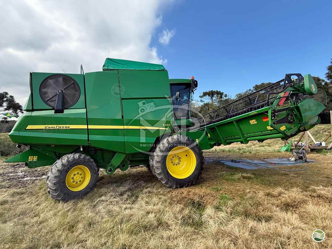 COLHEITADEIRA JOHN DEERE JOHN DEERE S440 Máquinas Agrícolas Pitanga PITANGA PARANÁ PR